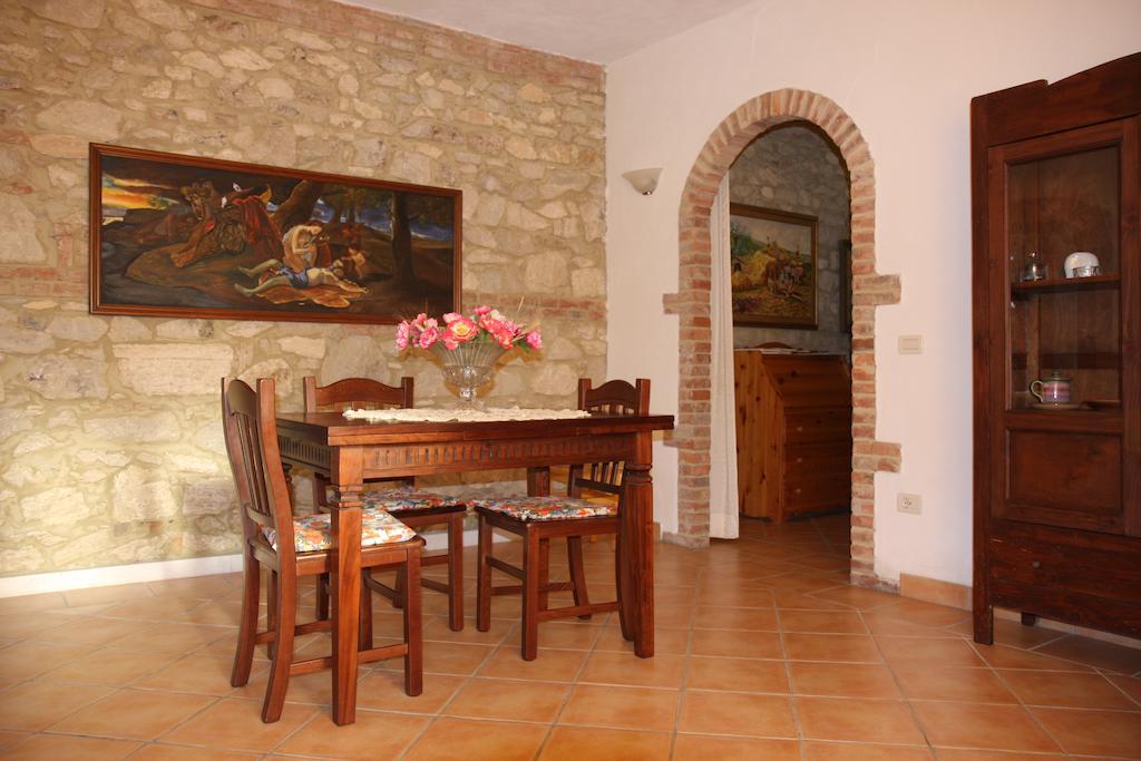 Agriturismo Podernuovo Asciano Pokój zdjęcie